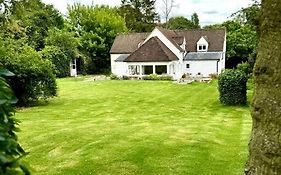 Perfect Country Cottage Retreat!